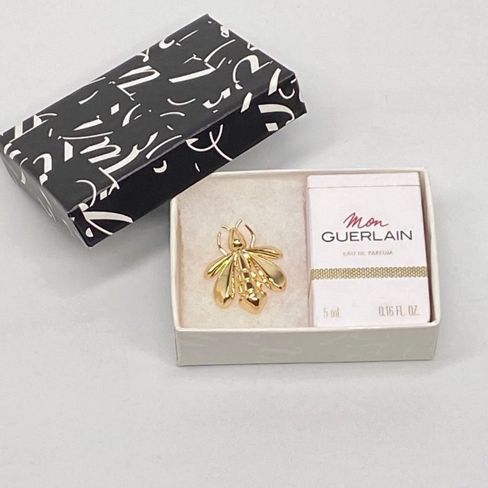 Guerlain Mon Guerlain eau de parfum and brooch set